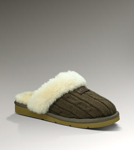 Ugg Outlet Cozy Knit Chocolate Slippers 257834